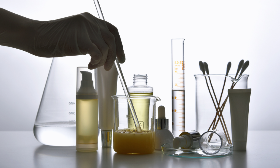COSMETICS E INNOVATION SPECIALIST